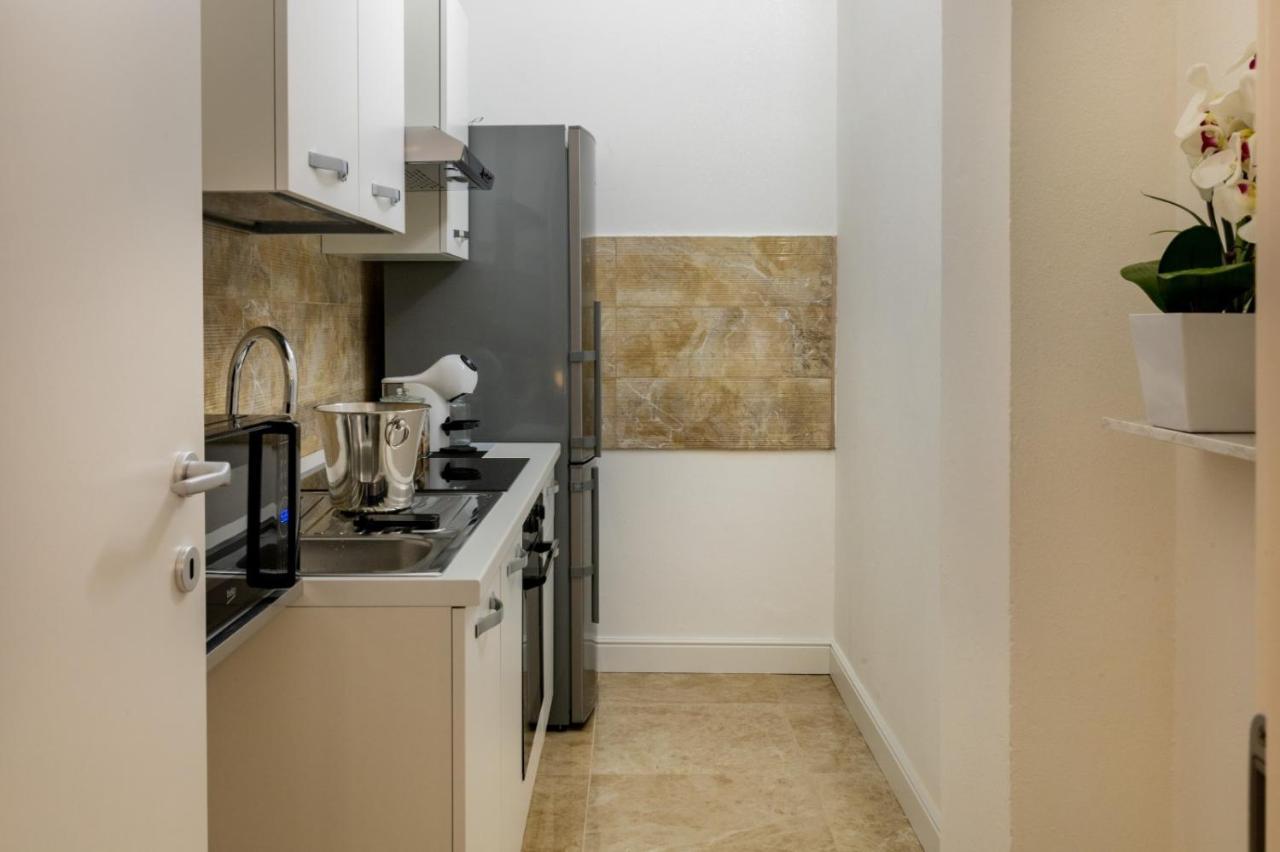 San Babila - Luxury Milanese Apartment 外观 照片