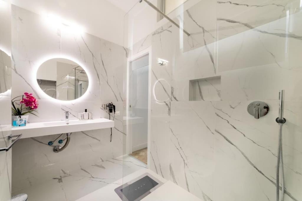 San Babila - Luxury Milanese Apartment 外观 照片