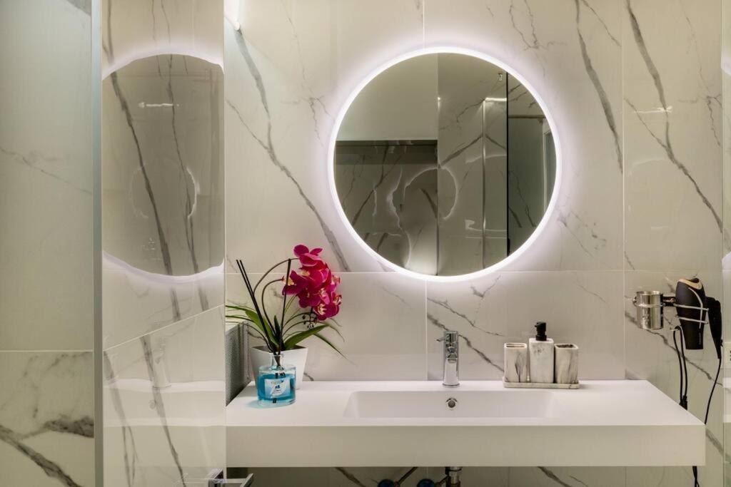 San Babila - Luxury Milanese Apartment 外观 照片