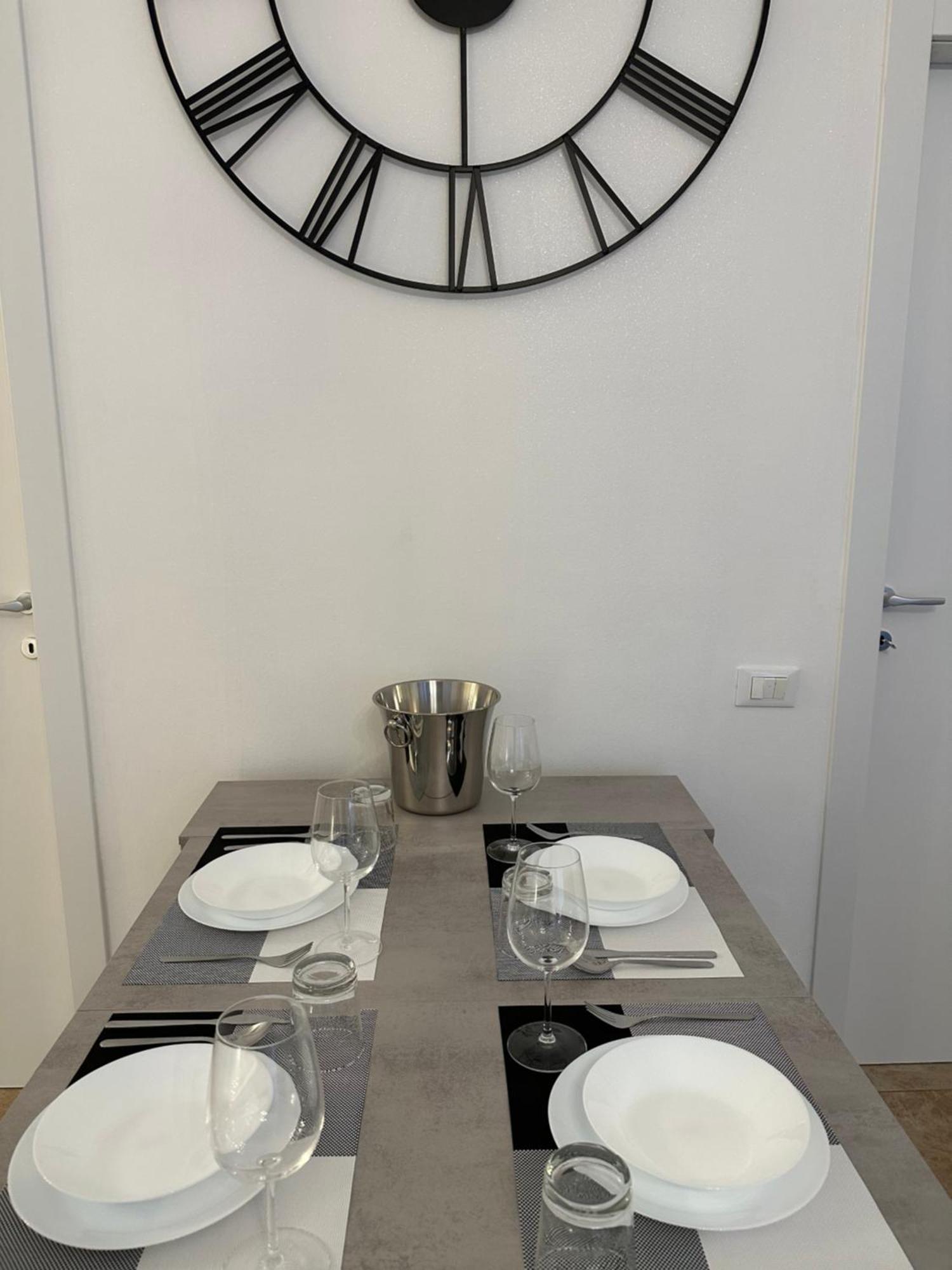 San Babila - Luxury Milanese Apartment 外观 照片